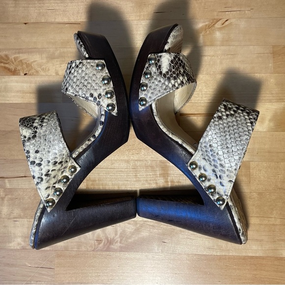 Jimmy Choo Snake Print Lea Heel platform animal print sandal - Picture 6 of 14